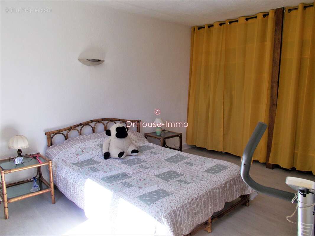 Maison à CREYSSENSAC-ET-PISSOT