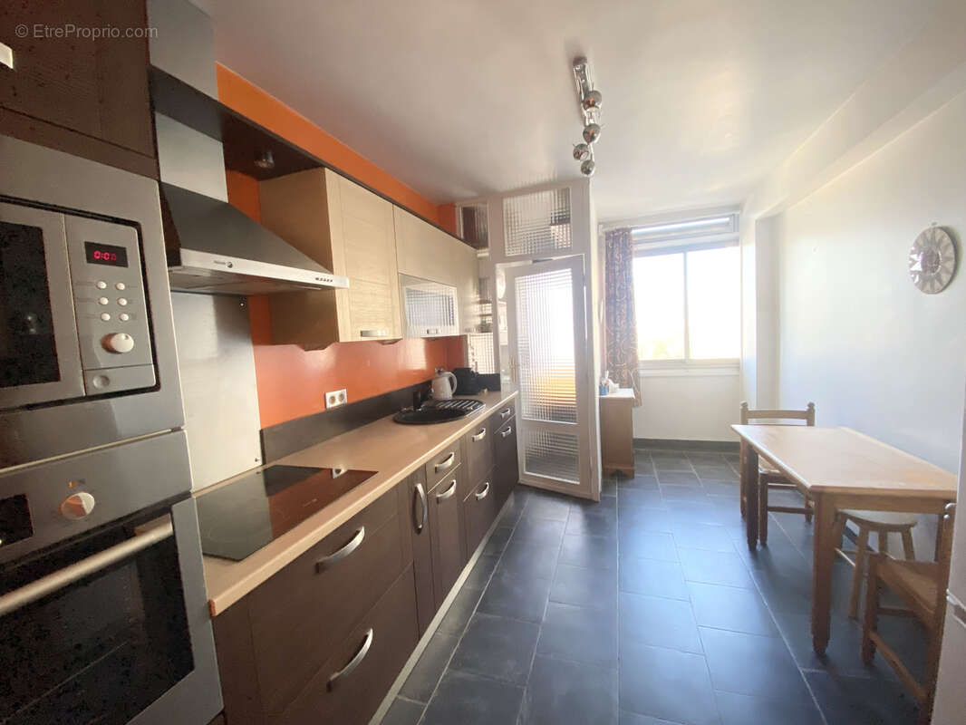 Appartement à LE RAINCY