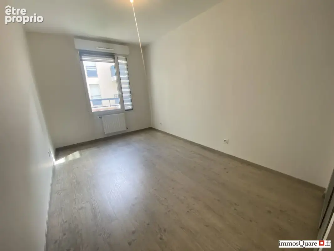 Appartement 65 m² à Venissieux  - photo 8