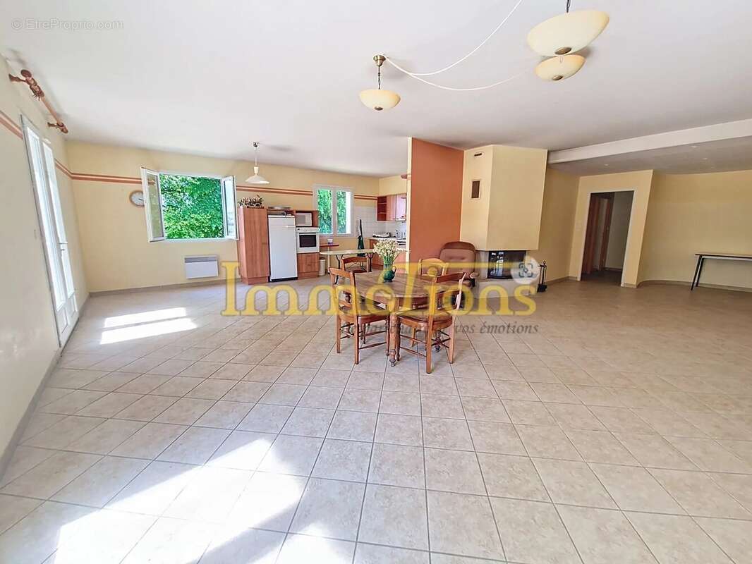 Maison à NOTRE-DAME-DE-L&#039;OSIER