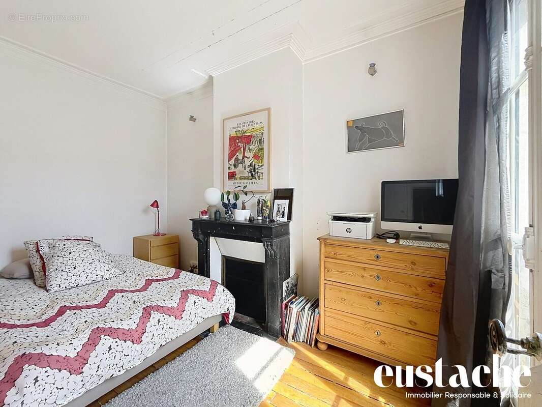 Appartement à PARIS-10E