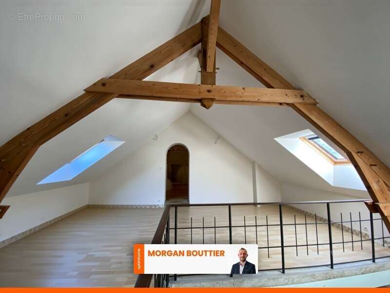 Maison à BEAUMONT-PIED-DE-BOEUF