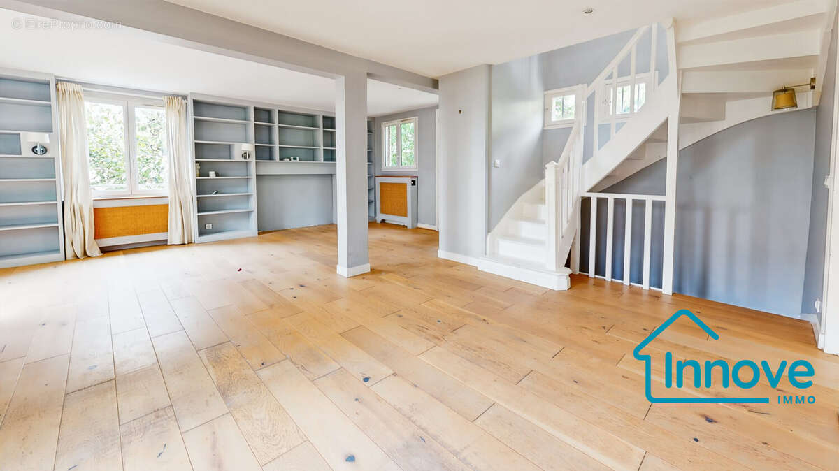 Maison 128 m² à Rocquencourt  - photo 5