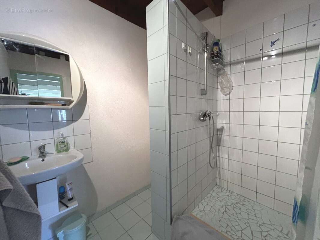 Maison de ville + local - photo 9