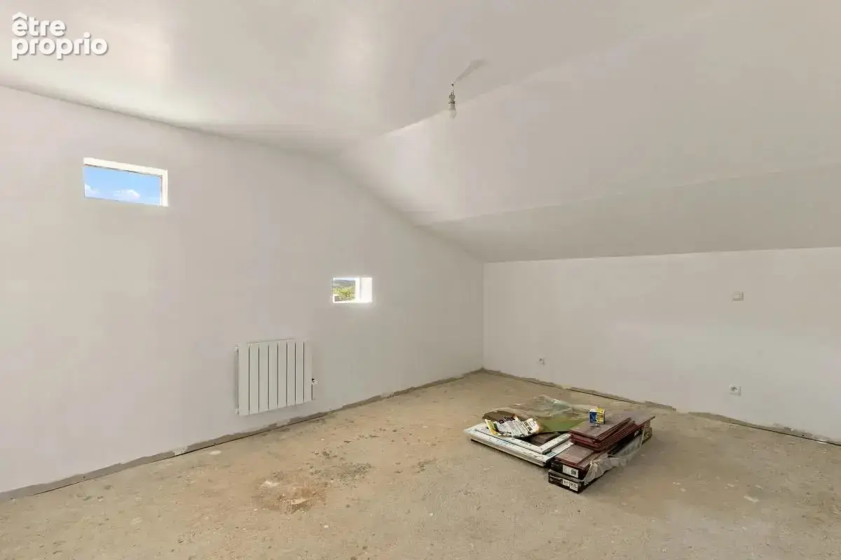 Maison de 8 pièces de 200 m² à Challonges - photo 20