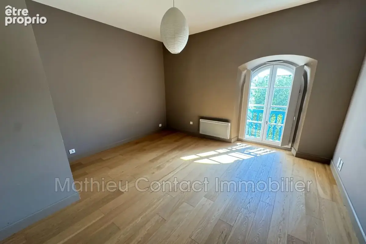 Appartement 75 m² à Nimes  - photo 6