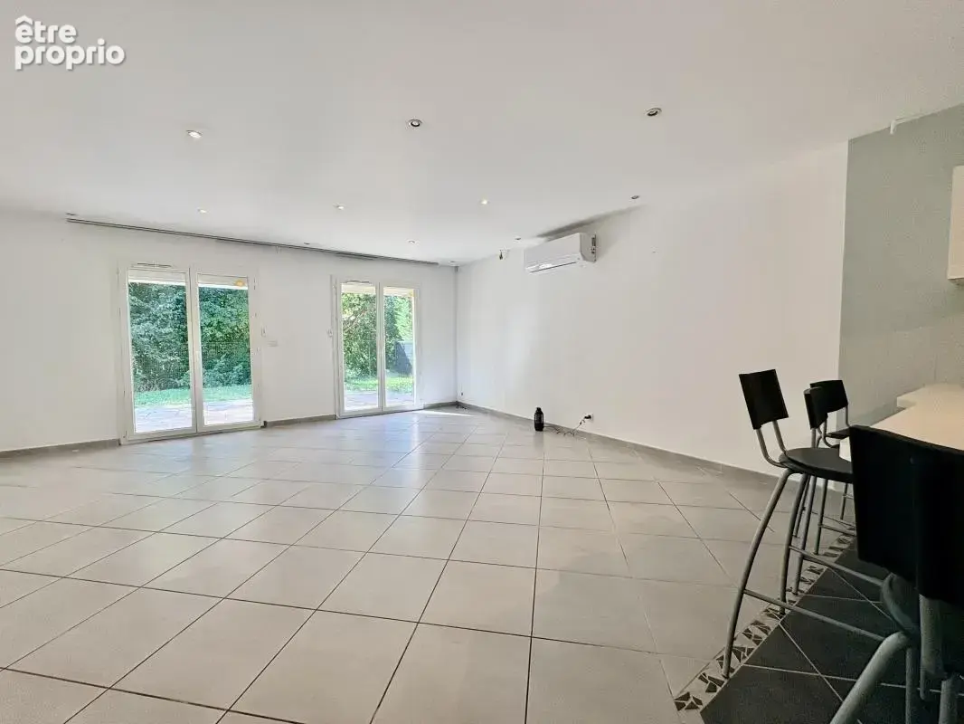 Maison 4 pièces 91 m² à vendre à Villefontaine (38090) - photo 6