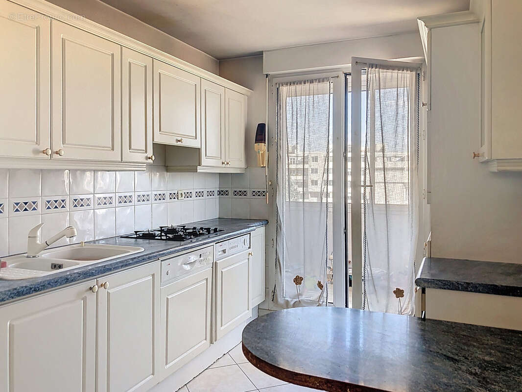 Appartement à LYON-7E