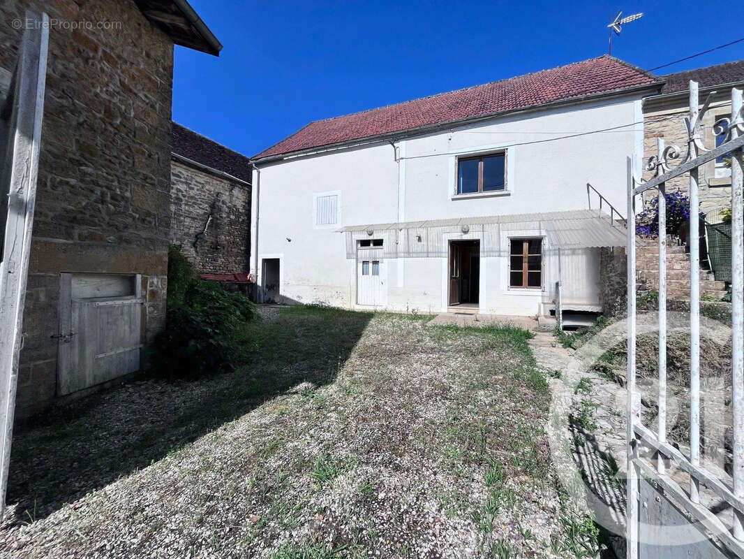 Maison à OISY