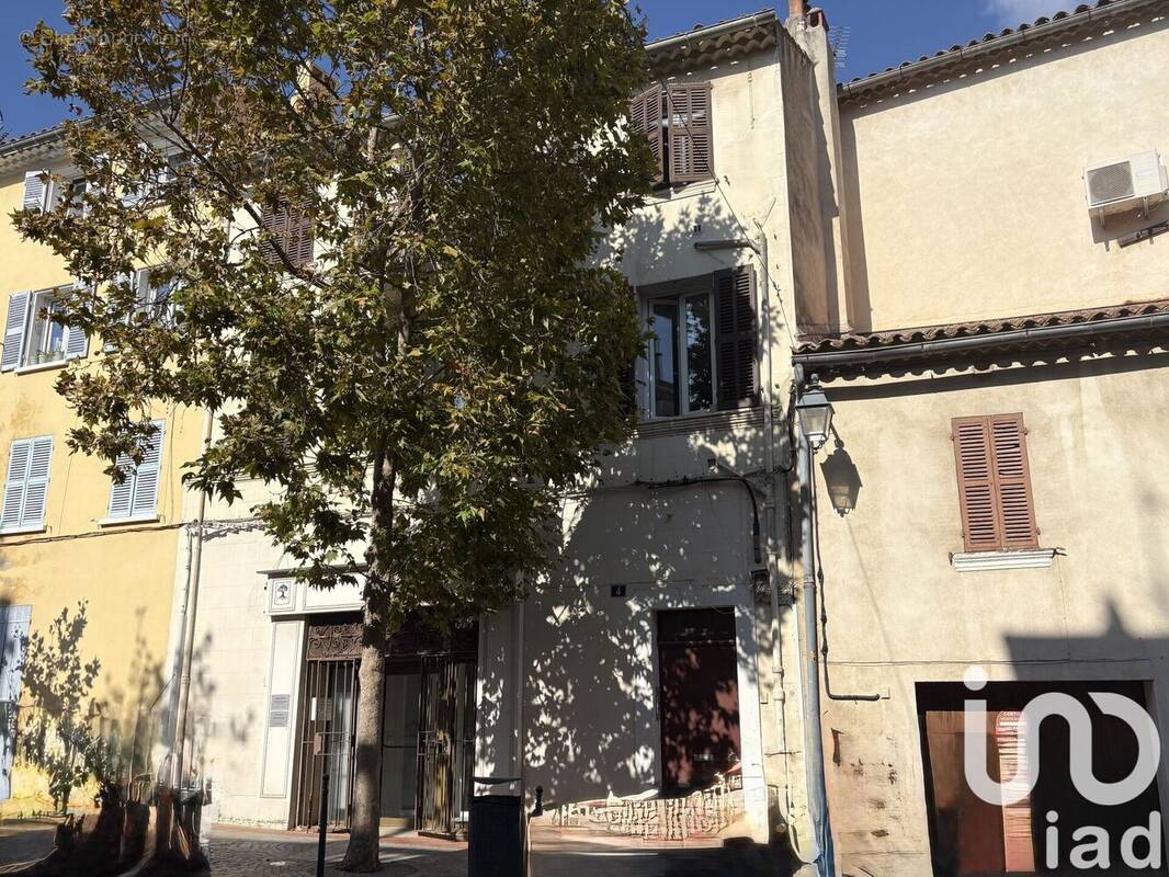 Photo 1 - Appartement à OLLIOULES