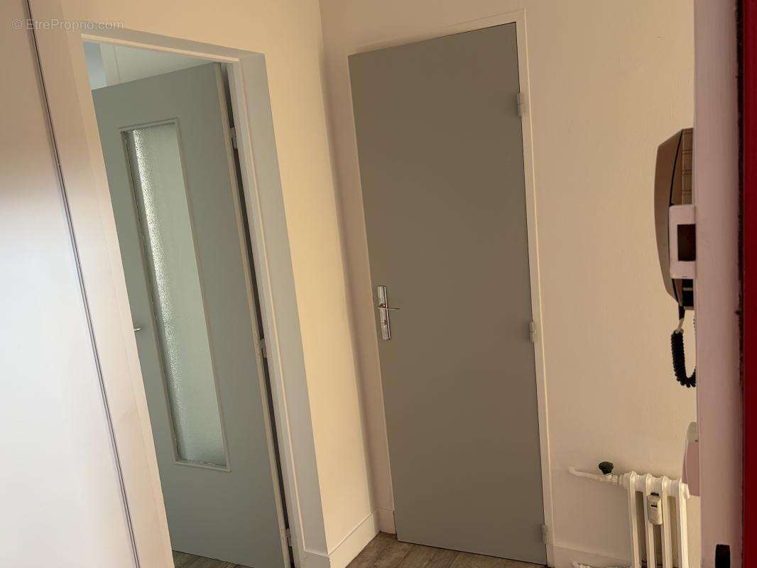 Appartement rénové - photo 5