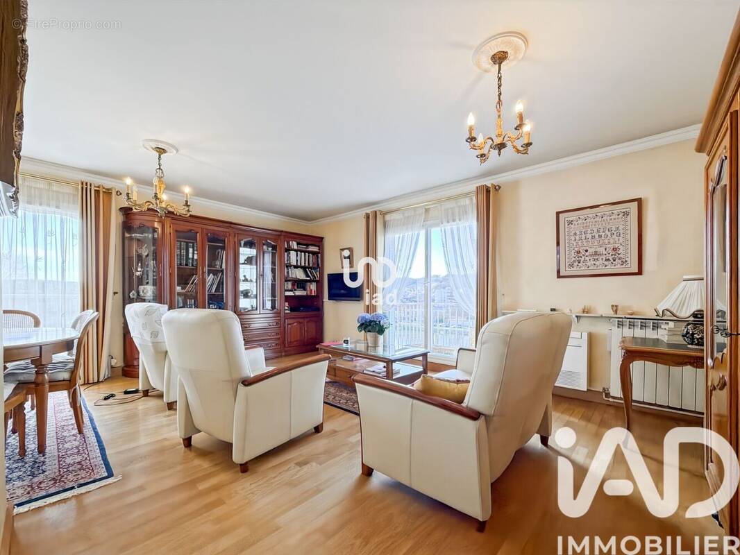 Photo 1 - Appartement à SENS