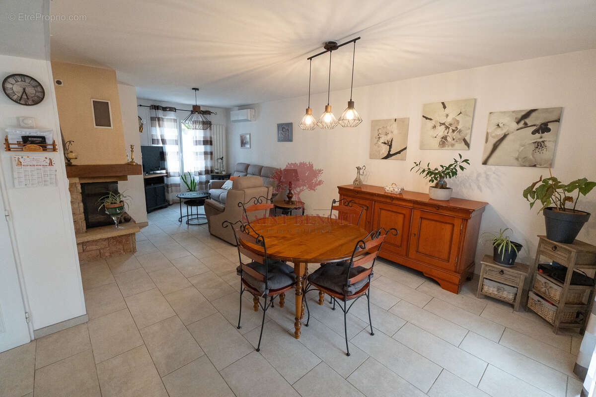 Maison à GIGNAC