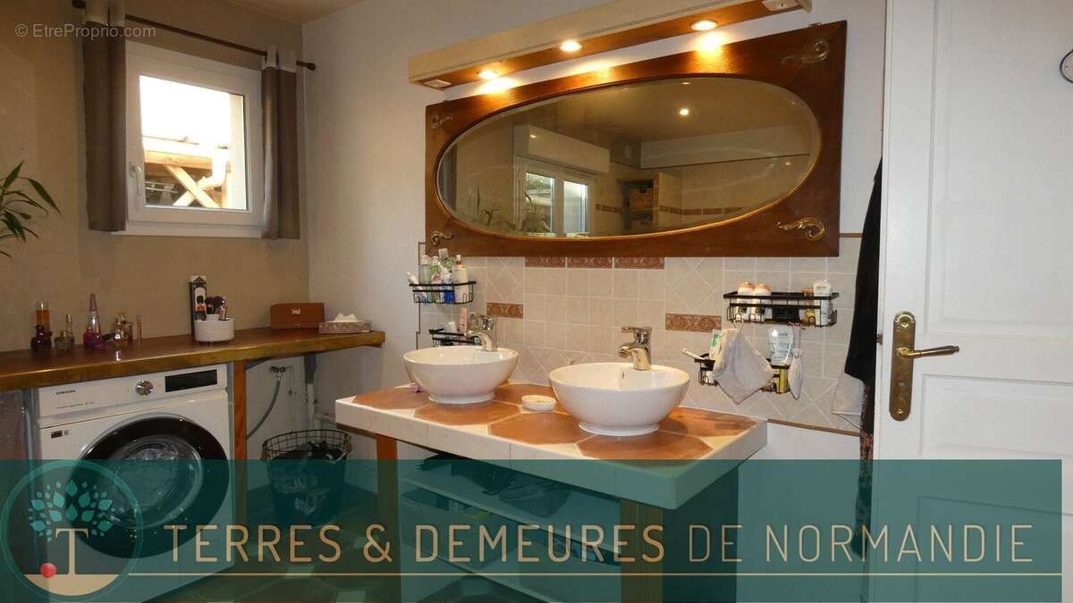 Maison à SAINT-MARTIN-EN-CAMPAGNE