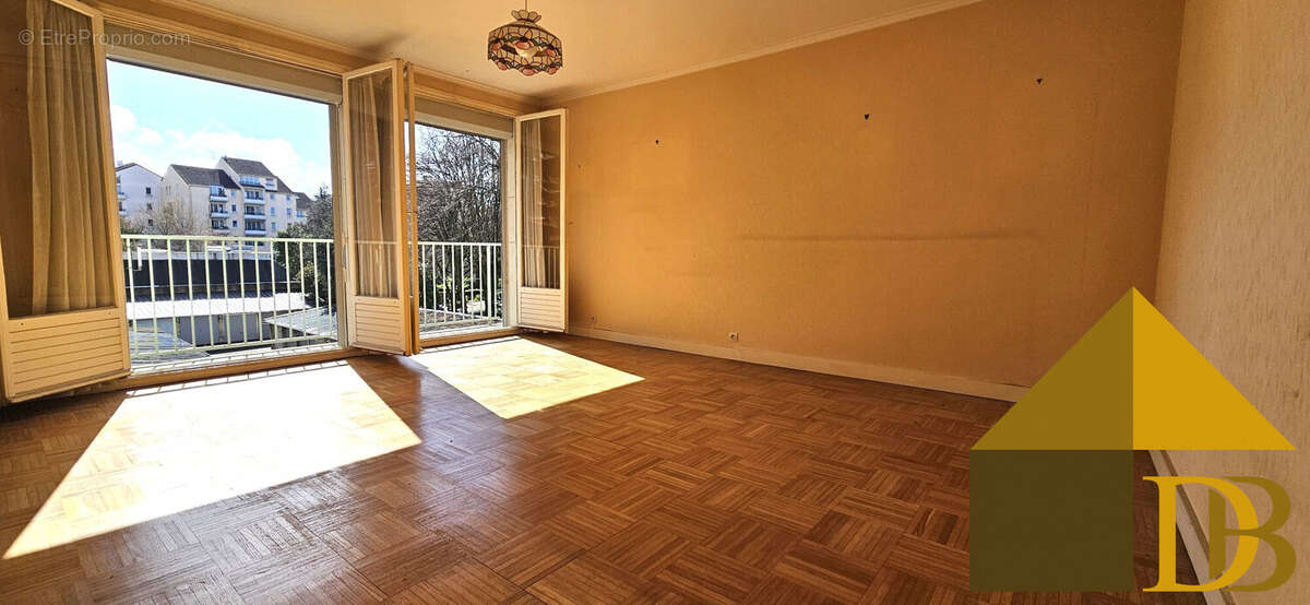 Appartement à MAISONS-ALFORT