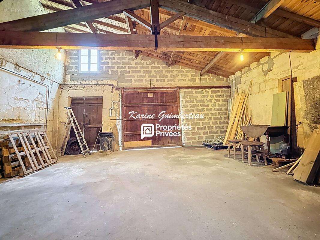 Maison à FRONSAC