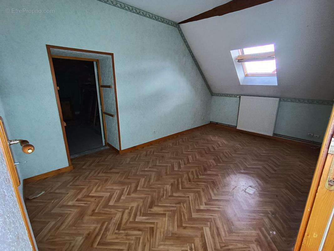 Maison à MAGNY-COURS