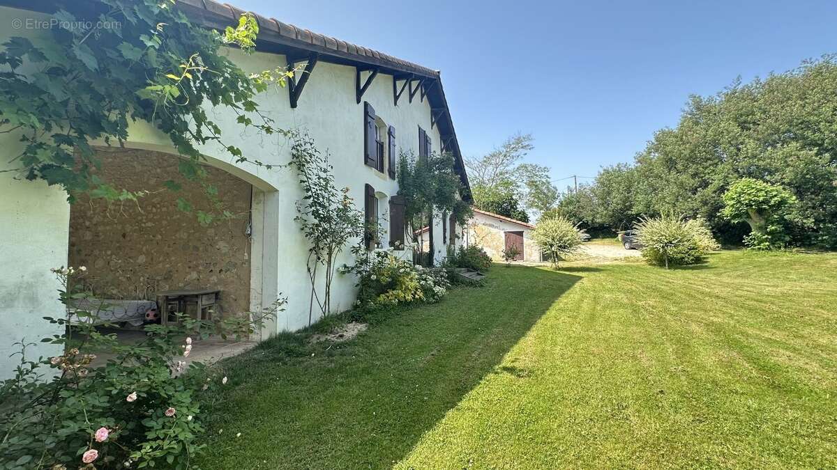 Maison à SAINT-LON-LES-MINES