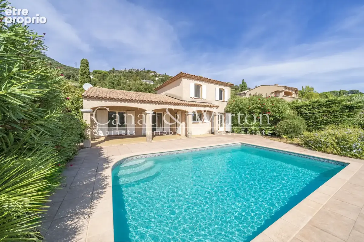 Domaine recherché à cavalaire: villa avec vue mer & piscine - photo 2