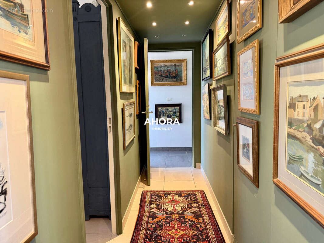 Appartement à MARSEILLE-16E