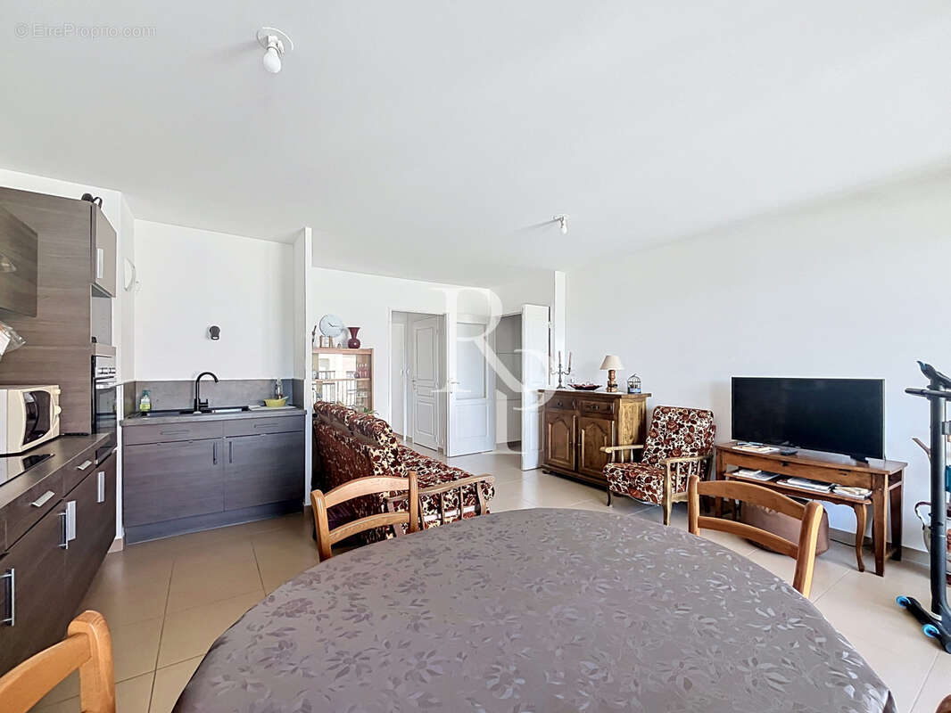 Appartement à CRAPONNE