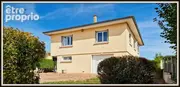 Maison à BAGE-LA-VILLE