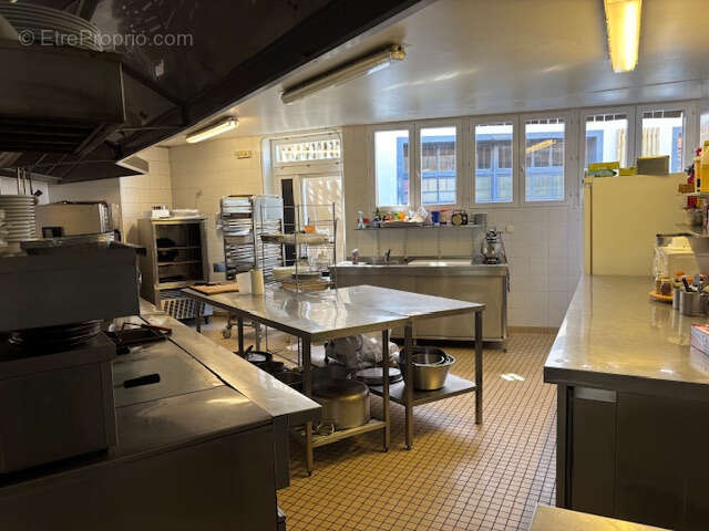 Appartement à AVRILLE