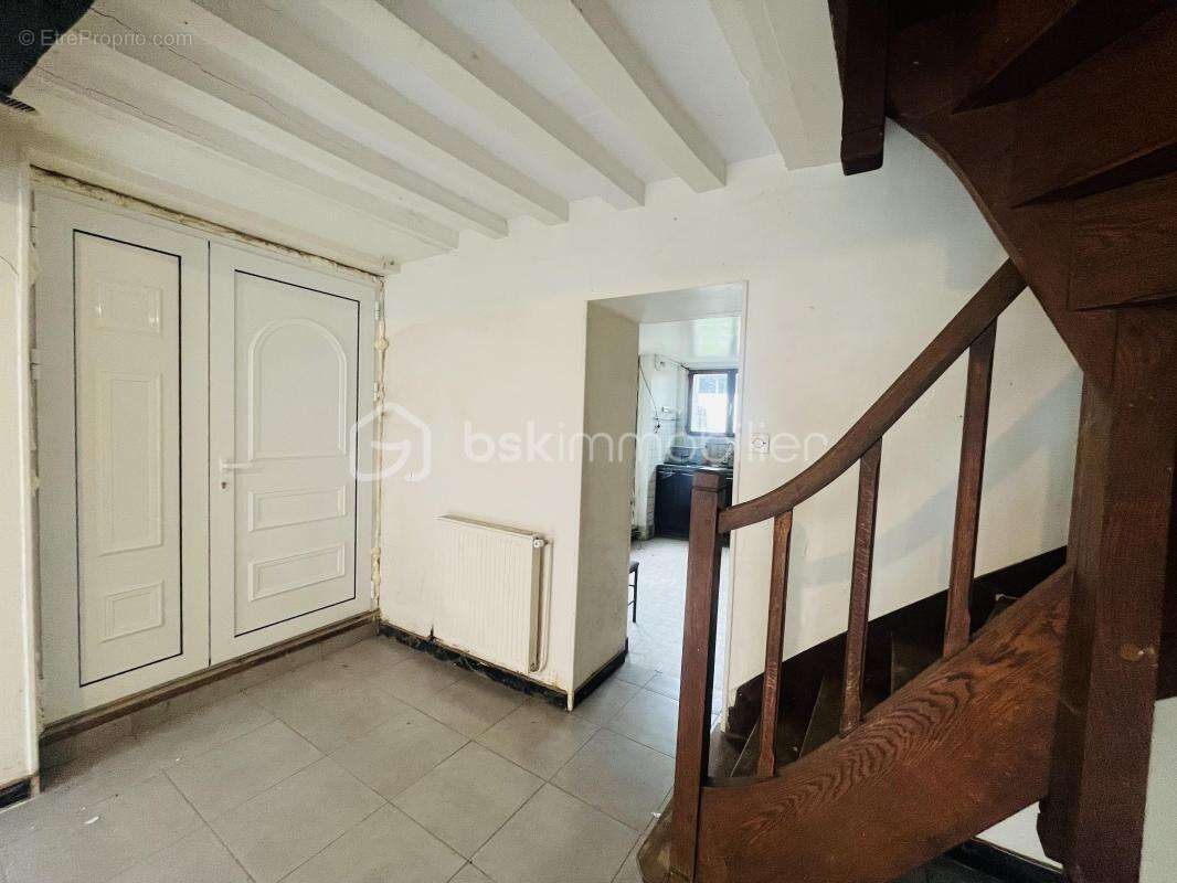 Maison à USSY-SUR-MARNE