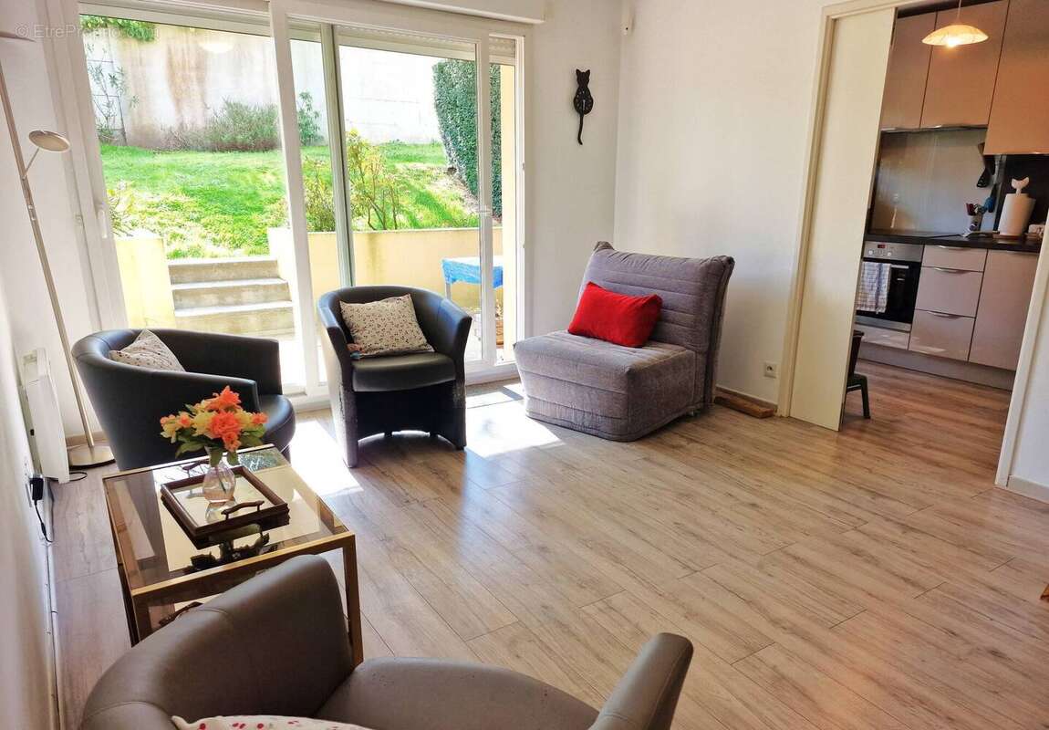 Appartement à SAINT-SEBASTIEN-SUR-LOIRE
