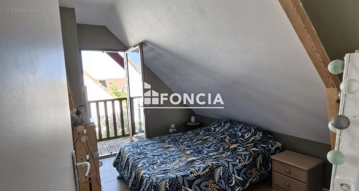 Maison à JOUE-L'ABBE