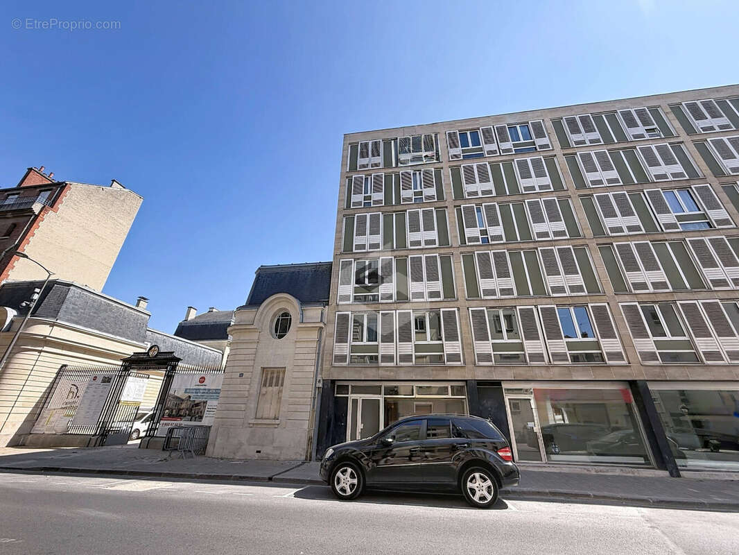 Commerce 183 m² à Reims  - photo 3