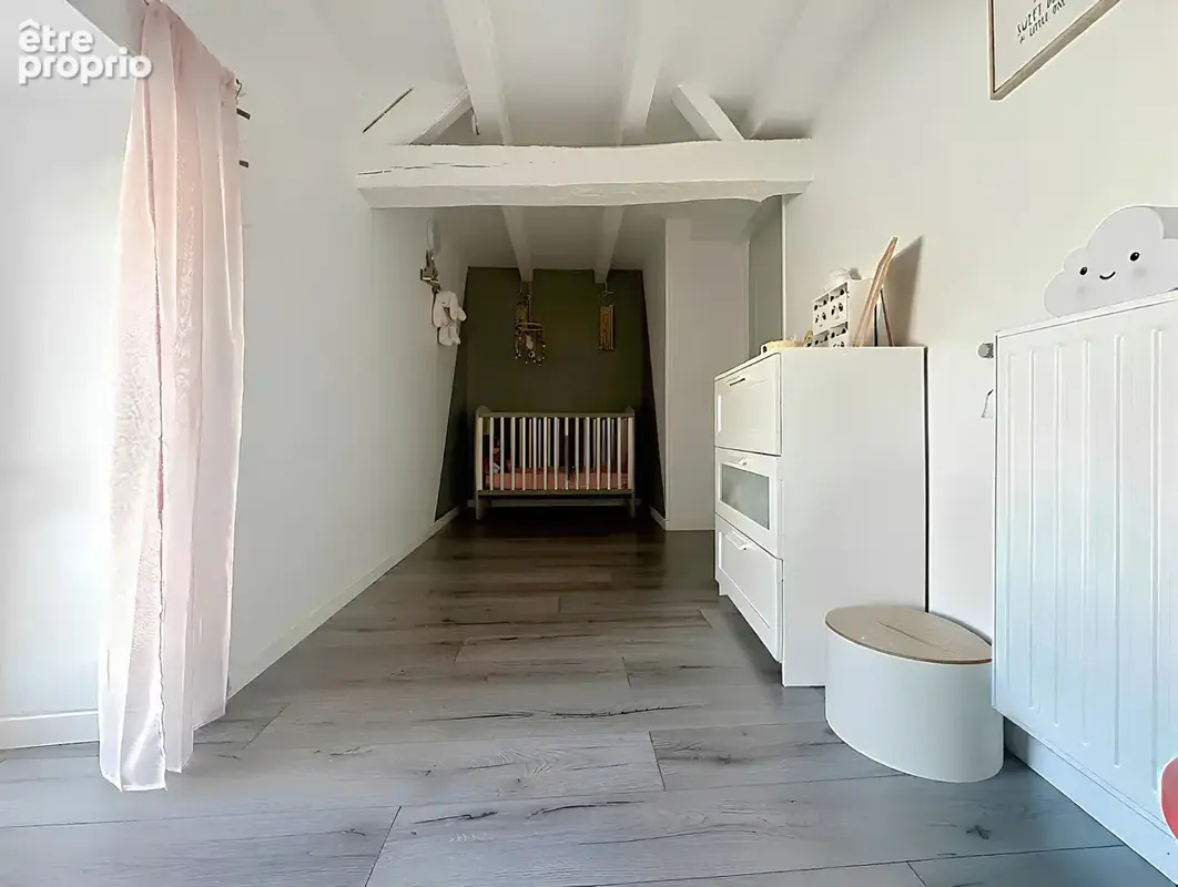 Maison type longère énovée avec dépendances. - photo 10