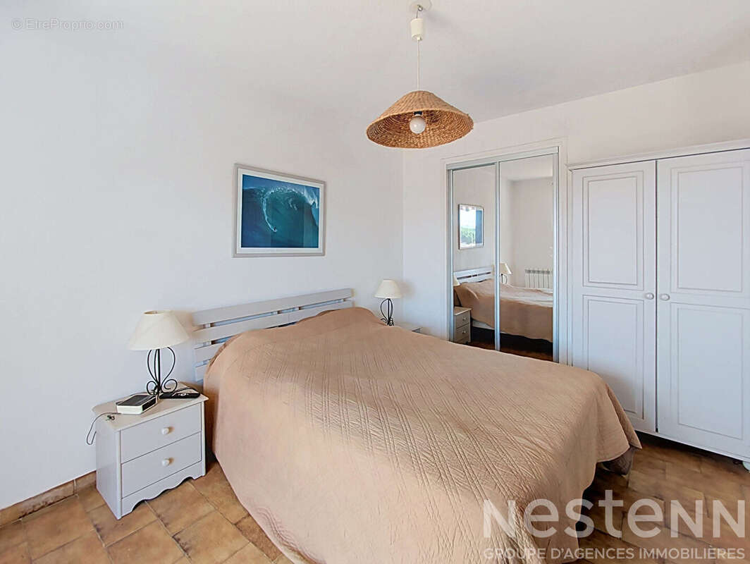 Appartement à LA LONDE-LES-MAURES