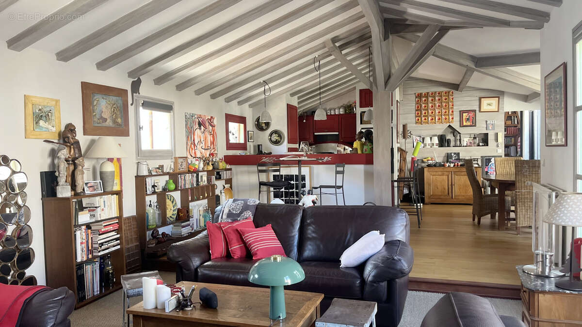 Appartement à NIMES