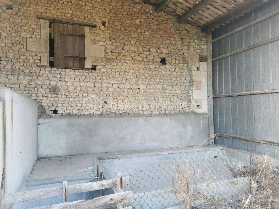 Maison à EXPIREMONT