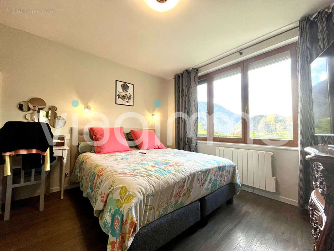 Appartement à SAINT-MICHEL-DE-MAURIENNE