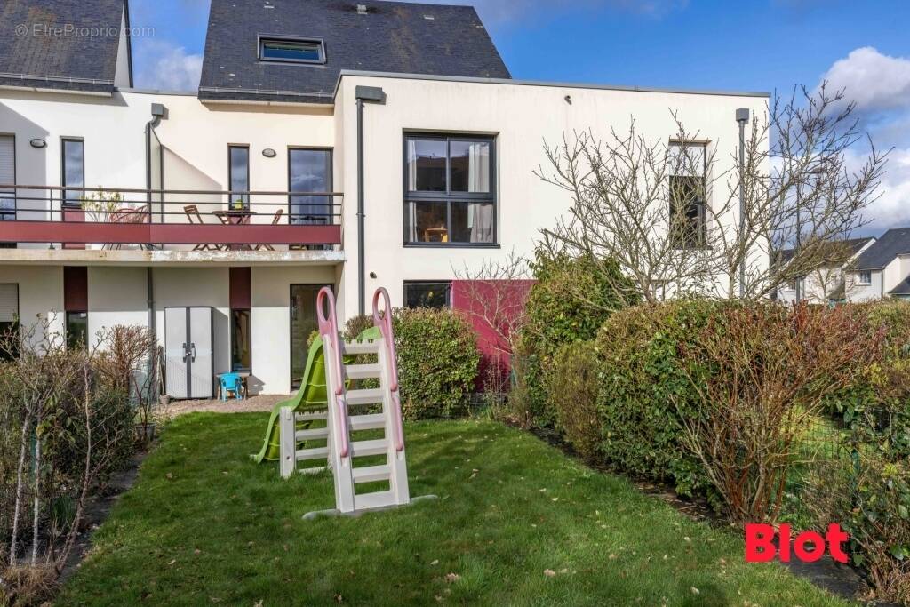 Appartement à THORIGNE-FOUILLARD