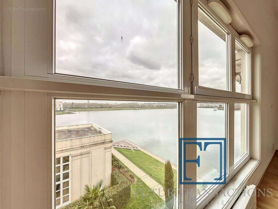 Appartement à VOISINS-LE-BRETONNEUX