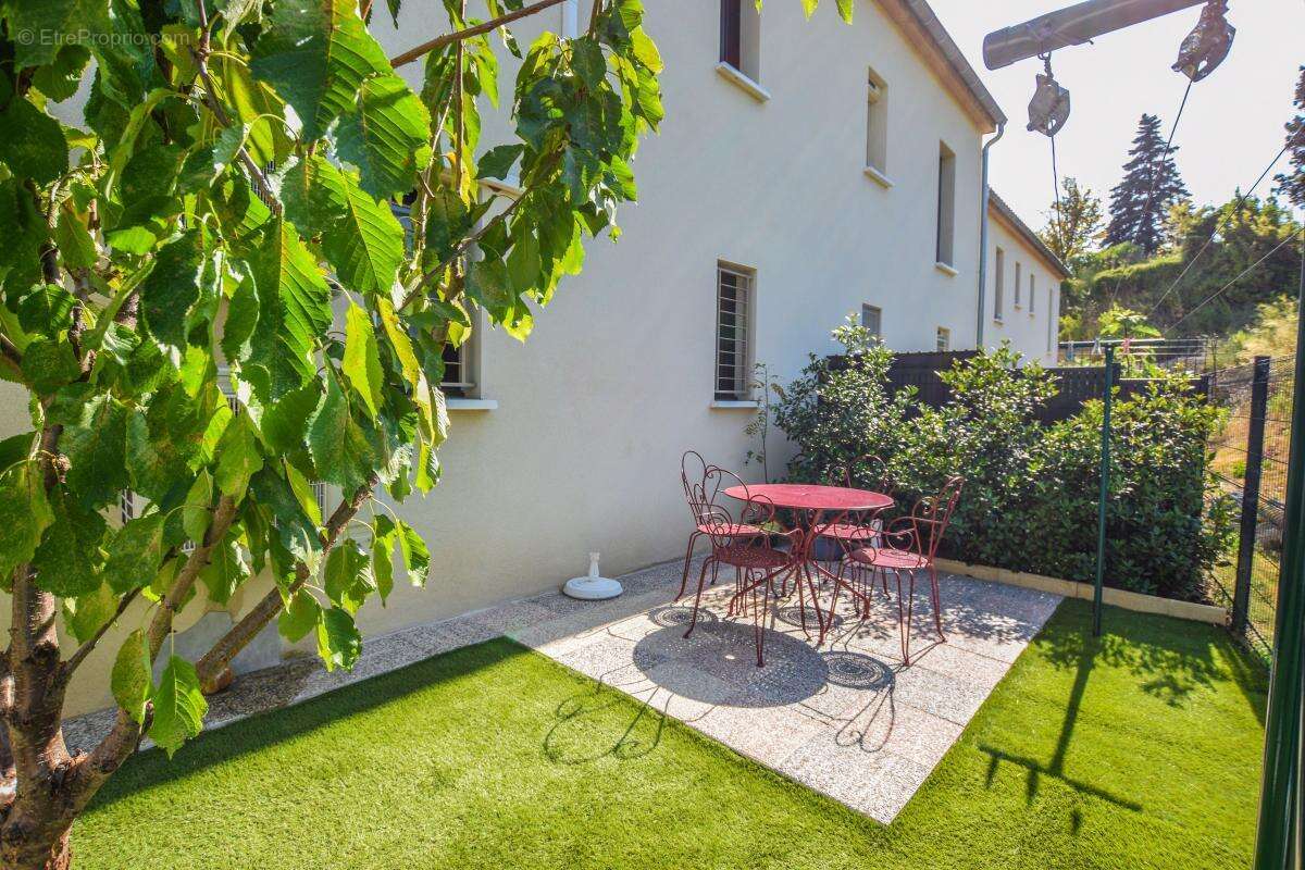 Maison à ROCHEFORT-DU-GARD