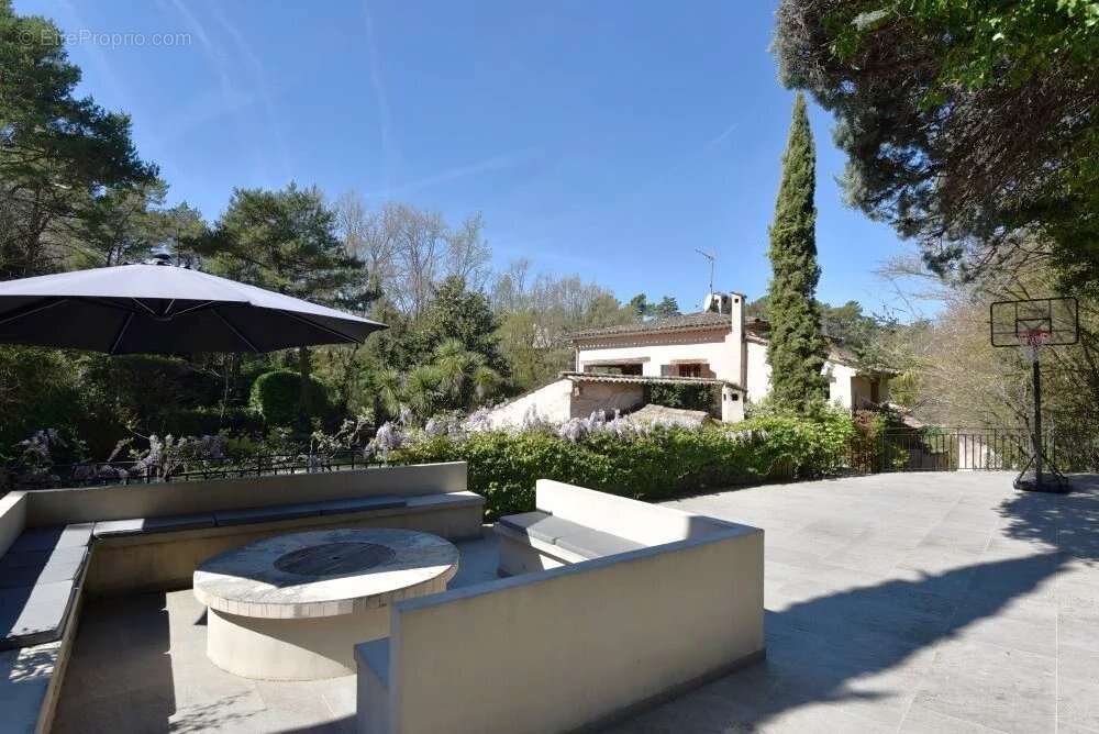 Maison à CALLIAN