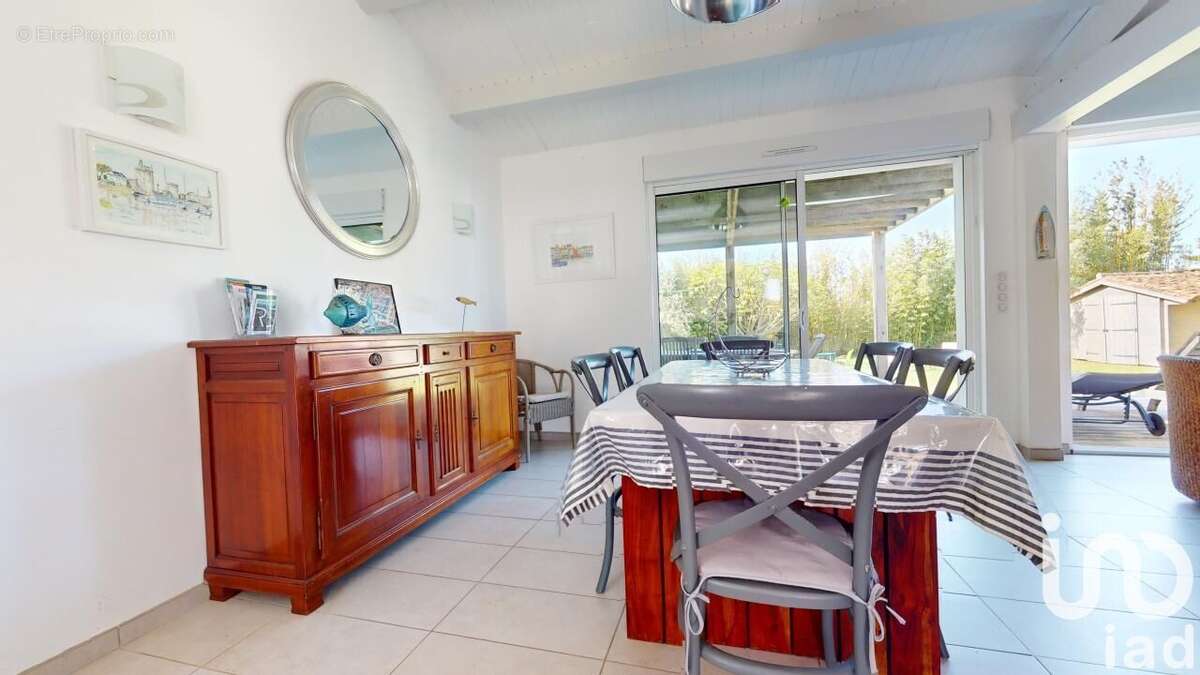 Photo 7 - Maison à SAINT-MARTIN-DE-RE