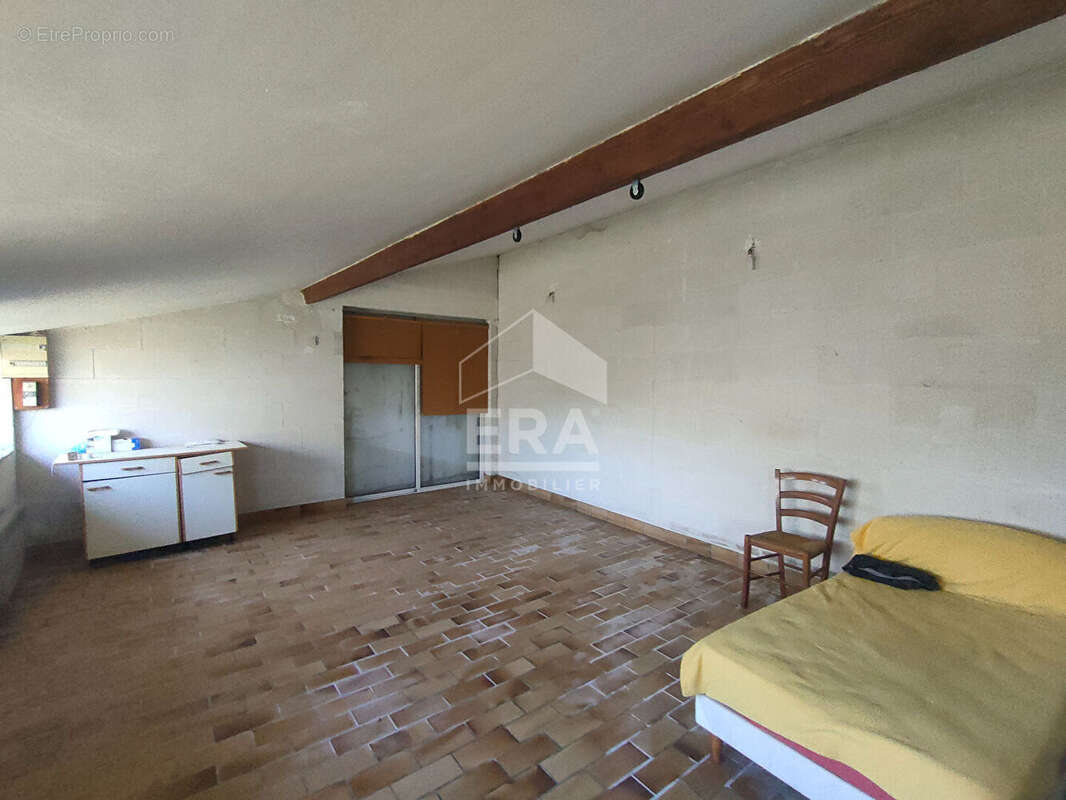 Maison  + grange à vendre à Saugon - travaux à prévoir - photo 8