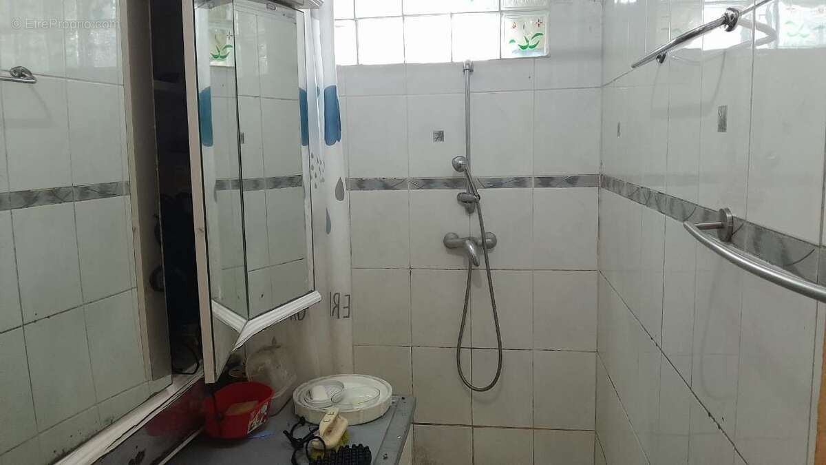Appartement à LES ABYMES