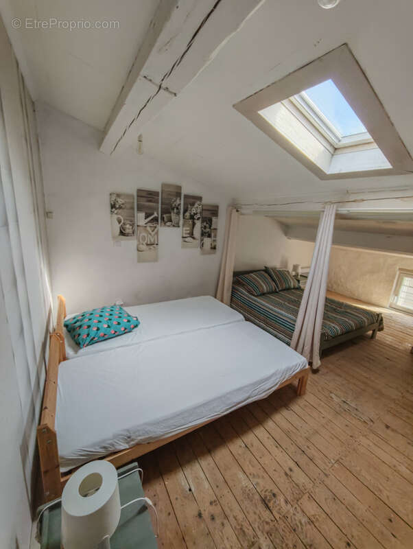 Maison à CENNE-MONESTIES