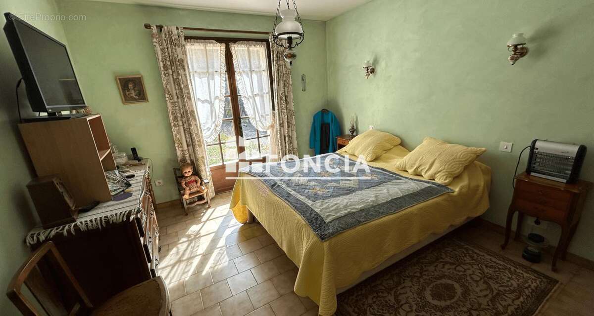 Maison à LORGUES