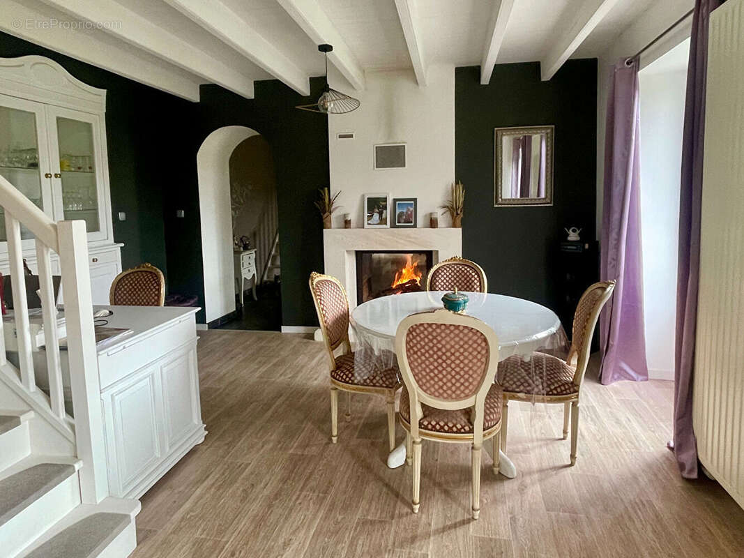 Maison à VILLEFOLLET