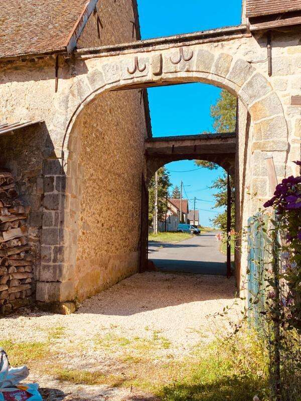 Magnifique Bâtiment agricole / Grange / Loft en pierre - photo 7
