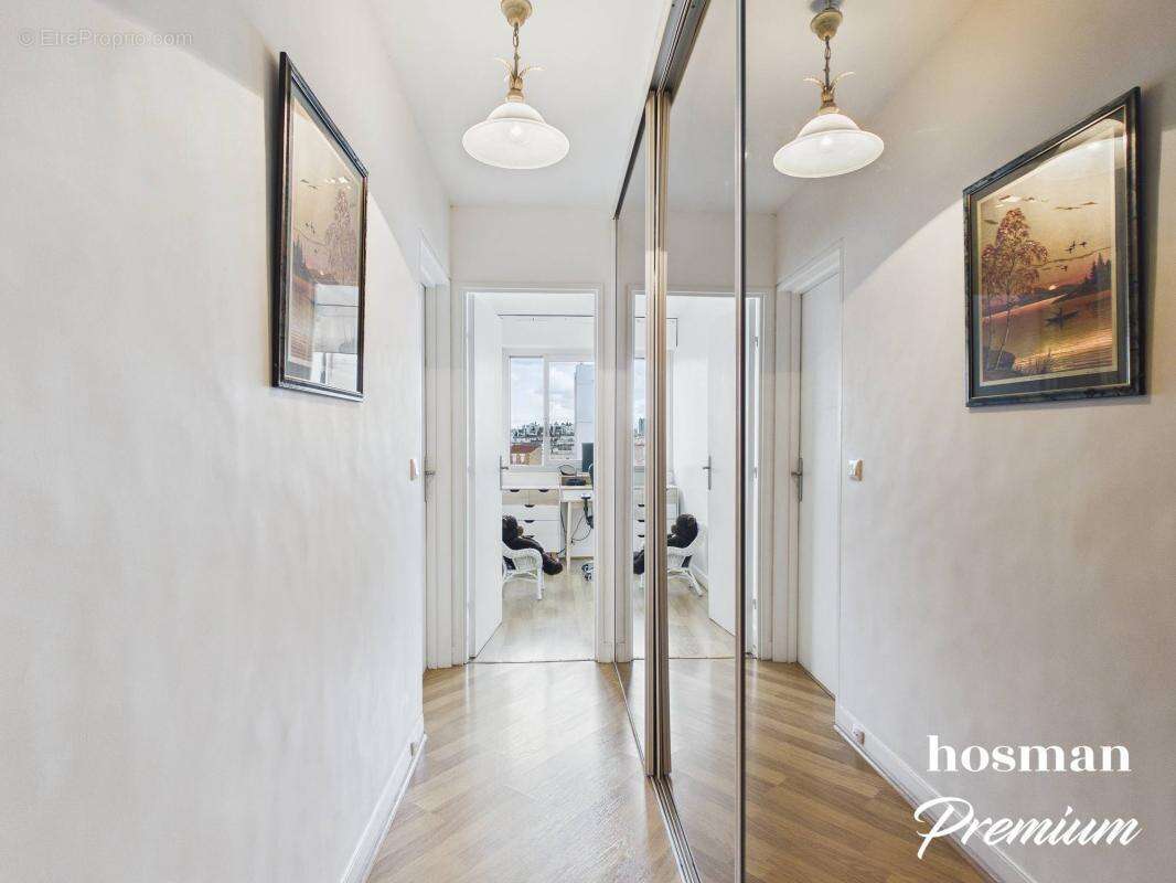 Appartement à PARIS-15E