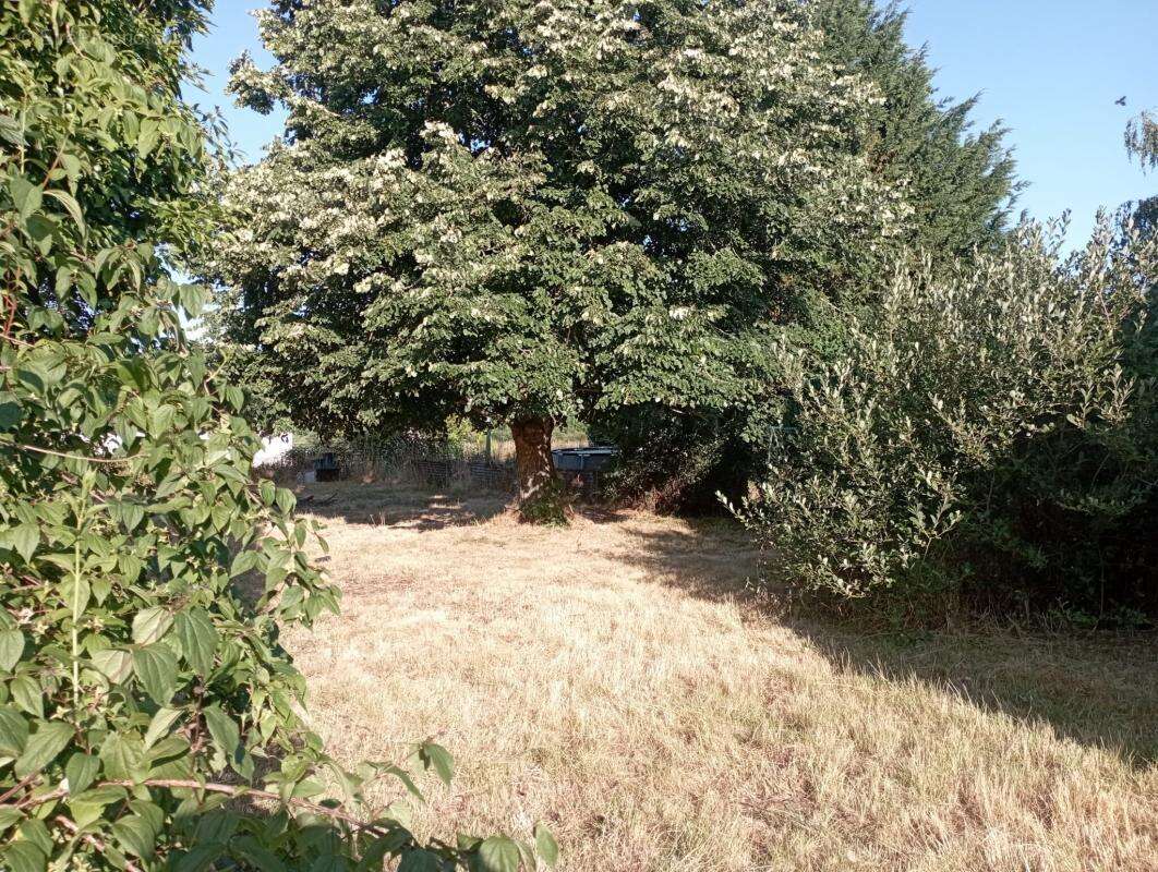 Maison à GARNAT-SUR-ENGIEVRE