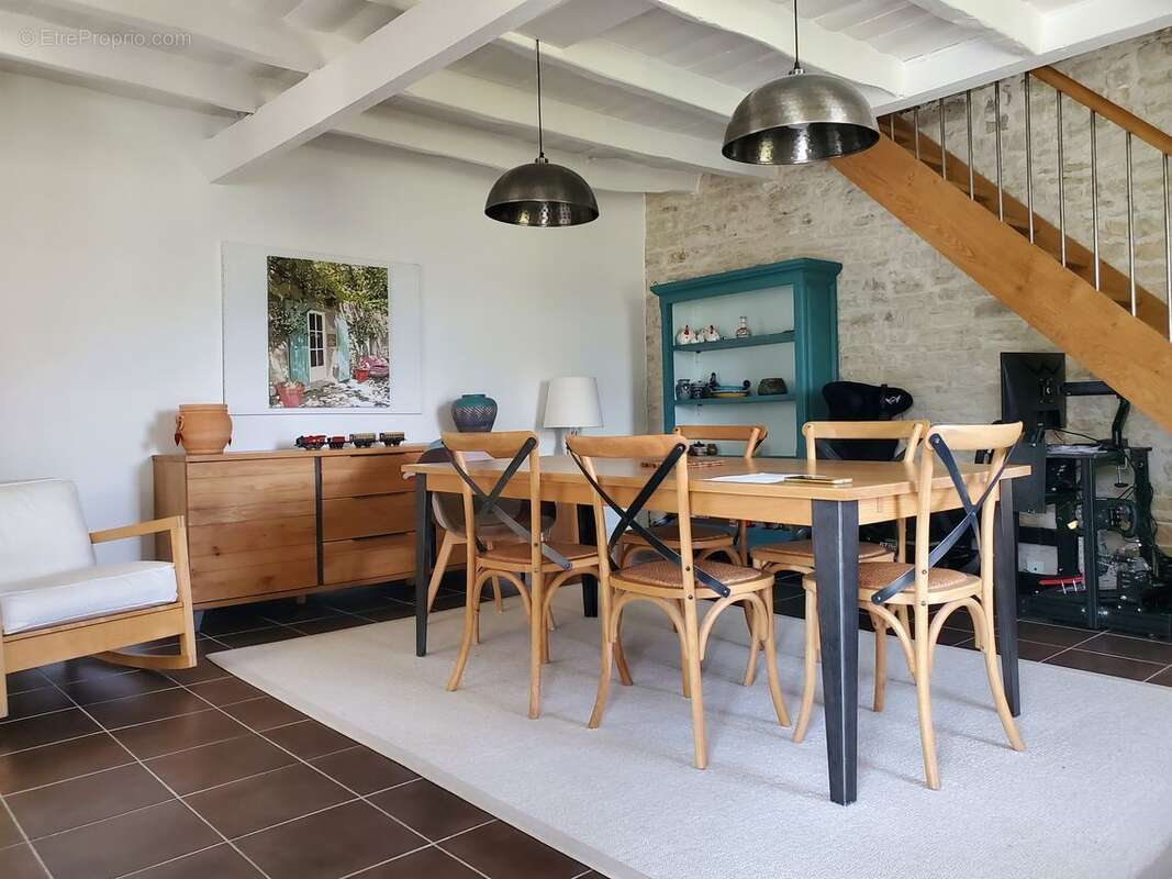 Maison à COULGENS